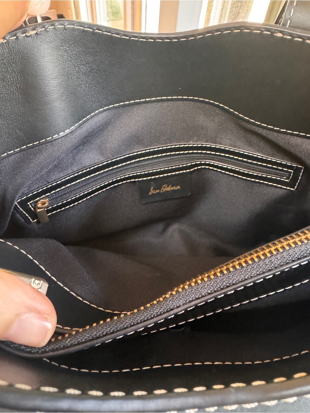 Beautiful Sam Edelman EE Logo Tote - Picture 9 of 11